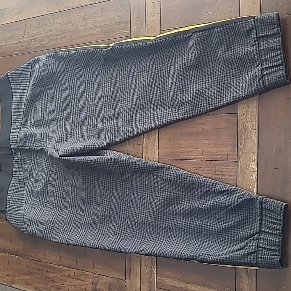 Sweaty Betty Plaid Crop Pants size L - Picture 6 of 6